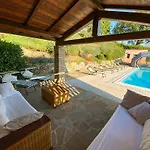 Beatrice - Private Heated Pool & Amazing Umbrian Landscape Corgna